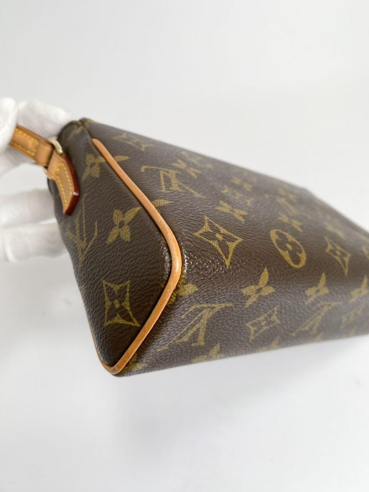 LOUIS VUITTON モノグラム レシタル ショルダーバッグ｜M51900