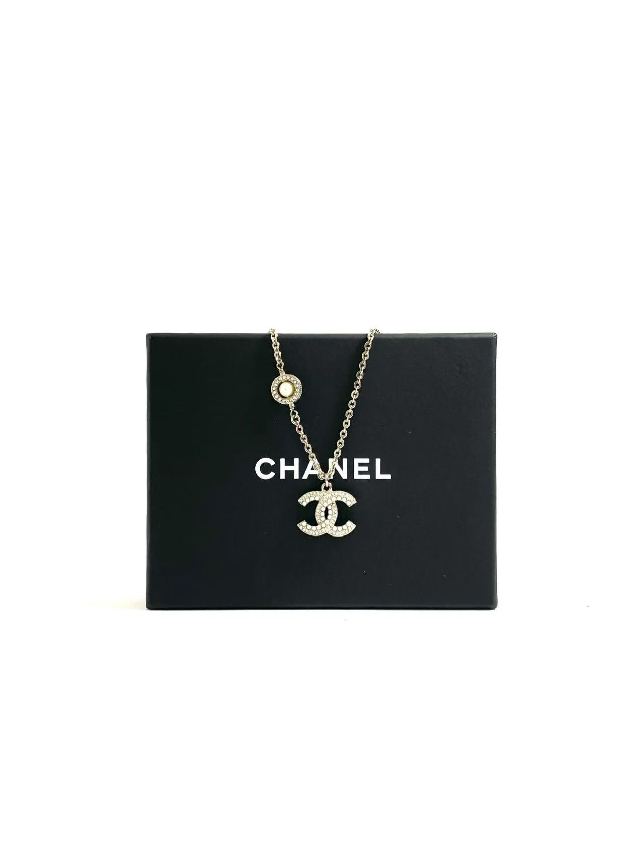 CHANEL COCO mark necklace | 19K